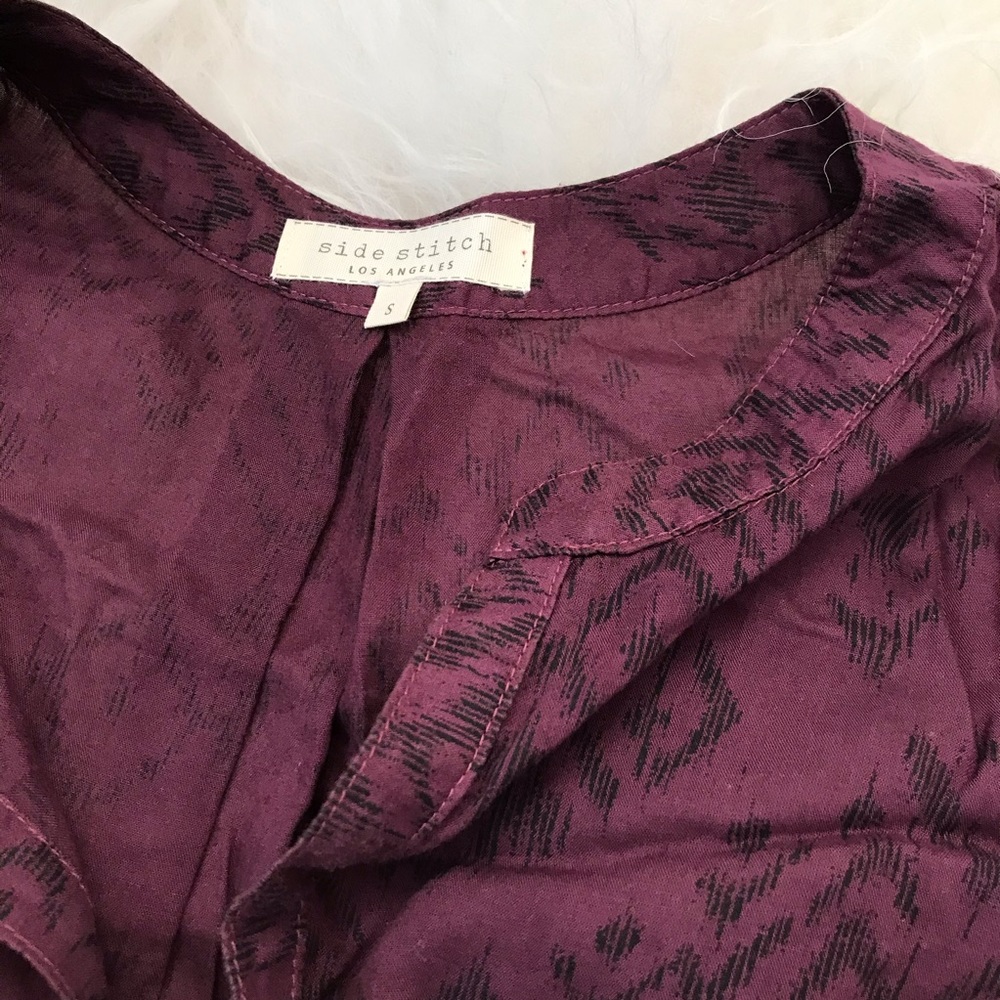 Side Stitch Red Printed Hi-low Hem Blouse Top - Picture 7 of 7